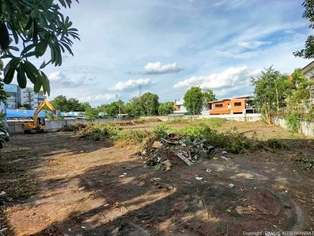 ประกาศฟรี! ซื้อ-ขาย-เช่า คอนโด บ้าน ทาวน์โฮม ที่ดิน และพื้นที่เชิงพาณิชย์ทั่วประเทศไทย ทุกทำเล ทุกงบประมาณ ไม่มีค่าใช้จ่าย ลงง่าย ขายไว เข้าถึงผู้ซื้อโดยตรง 5 273259pic4.jpg