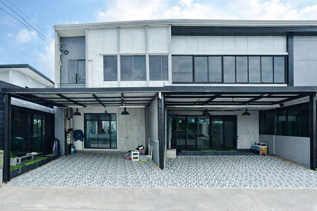 ประกาศฟรี! ซื้อ-ขาย-เช่า คอนโด บ้าน ทาวน์โฮม ที่ดิน และพื้นที่เชิงพาณิชย์ทั่วประเทศไทย ทุกทำเล ทุกงบประมาณ ไม่มีค่าใช้จ่าย ลงง่าย ขายไว เข้าถึงผู้ซื้อโดยตรง 2 247391pic1.jpg