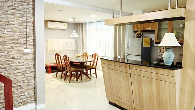 ประกาศฟรี! ซื้อ-ขาย-เช่า คอนโด บ้าน ทาวน์โฮม ที่ดิน และพื้นที่เชิงพาณิชย์ทั่วประเทศไทย ทุกทำเล ทุกงบประมาณ ไม่มีค่าใช้จ่าย ลงง่าย ขายไว เข้าถึงผู้ซื้อโดยตรง 4 247310pic3.jpg