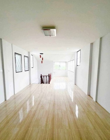 ประกาศฟรี! ซื้อ-ขาย-เช่า คอนโด บ้าน ทาวน์โฮม ที่ดิน และพื้นที่เชิงพาณิชย์ทั่วประเทศไทย ทุกทำเล ทุกงบประมาณ ไม่มีค่าใช้จ่าย ลงง่าย ขายไว เข้าถึงผู้ซื้อโดยตรง 4 313087pic3.jpg