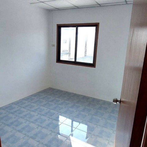 ประกาศฟรี! ซื้อ-ขาย-เช่า คอนโด บ้าน ทาวน์โฮม ที่ดิน และพื้นที่เชิงพาณิชย์ทั่วประเทศไทย ทุกทำเล ทุกงบประมาณ ไม่มีค่าใช้จ่าย ลงง่าย ขายไว เข้าถึงผู้ซื้อโดยตรง 5 313129pic4.jpg