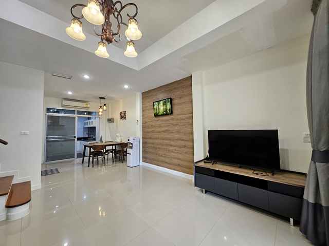 ประกาศฟรี! ซื้อ-ขาย-เช่า คอนโด บ้าน ทาวน์โฮม ที่ดิน และพื้นที่เชิงพาณิชย์ทั่วประเทศไทย ทุกทำเล ทุกงบประมาณ ไม่มีค่าใช้จ่าย ลงง่าย ขายไว เข้าถึงผู้ซื้อโดยตรง 4 247539pic3.jpg