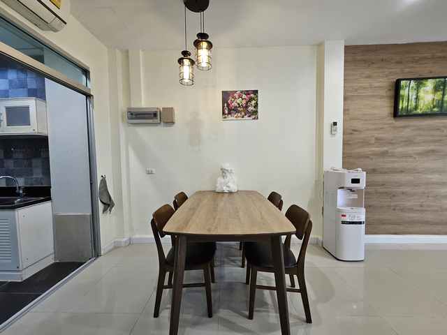 ประกาศฟรี! ซื้อ-ขาย-เช่า คอนโด บ้าน ทาวน์โฮม ที่ดิน และพื้นที่เชิงพาณิชย์ทั่วประเทศไทย ทุกทำเล ทุกงบประมาณ ไม่มีค่าใช้จ่าย ลงง่าย ขายไว เข้าถึงผู้ซื้อโดยตรง 5 247539pic4.jpg