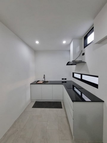 ประกาศฟรี! ซื้อ-ขาย-เช่า คอนโด บ้าน ทาวน์โฮม ที่ดิน และพื้นที่เชิงพาณิชย์ทั่วประเทศไทย ทุกทำเล ทุกงบประมาณ ไม่มีค่าใช้จ่าย ลงง่าย ขายไว เข้าถึงผู้ซื้อโดยตรง 3 509801pic2.jpg