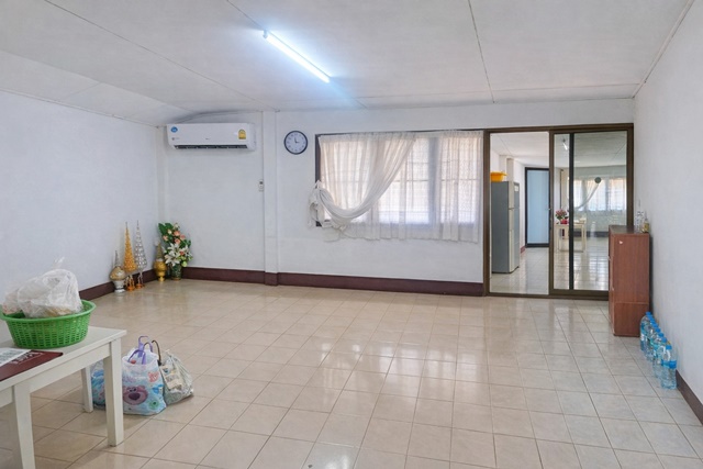 ประกาศฟรี! ซื้อ-ขาย-เช่า คอนโด บ้าน ทาวน์โฮม ที่ดิน และพื้นที่เชิงพาณิชย์ทั่วประเทศไทย ทุกทำเล ทุกงบประมาณ ไม่มีค่าใช้จ่าย ลงง่าย ขายไว เข้าถึงผู้ซื้อโดยตรง 3 313110pic2.jpg