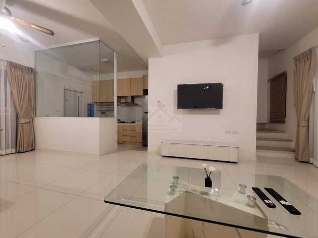 ประกาศฟรี! ซื้อ-ขาย-เช่า คอนโด บ้าน ทาวน์โฮม ที่ดิน และพื้นที่เชิงพาณิชย์ทั่วประเทศไทย ทุกทำเล ทุกงบประมาณ ไม่มีค่าใช้จ่าย ลงง่าย ขายไว เข้าถึงผู้ซื้อโดยตรง 4 509780pic3.jpg