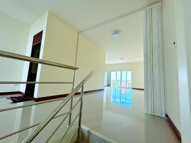 ประกาศฟรี! ซื้อ-ขาย-เช่า คอนโด บ้าน ทาวน์โฮม ที่ดิน และพื้นที่เชิงพาณิชย์ทั่วประเทศไทย ทุกทำเล ทุกงบประมาณ ไม่มีค่าใช้จ่าย ลงง่าย ขายไว เข้าถึงผู้ซื้อโดยตรง 5 313061pic4.jpg