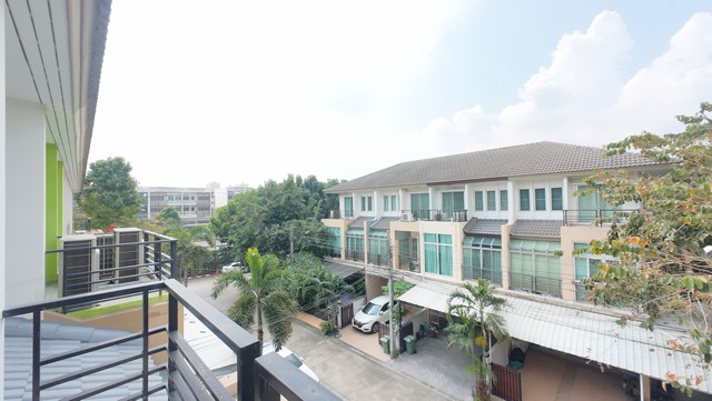 ประกาศฟรี! ซื้อ-ขาย-เช่า คอนโด บ้าน ทาวน์โฮม ที่ดิน และพื้นที่เชิงพาณิชย์ทั่วประเทศไทย ทุกทำเล ทุกงบประมาณ ไม่มีค่าใช้จ่าย ลงง่าย ขายไว เข้าถึงผู้ซื้อโดยตรง 3 247602pic2.jpg