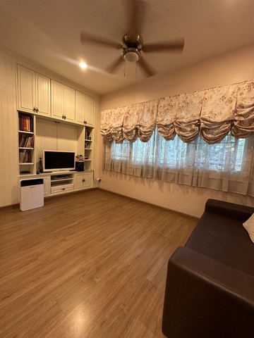 ประกาศฟรี! ซื้อ-ขาย-เช่า คอนโด บ้าน ทาวน์โฮม ที่ดิน และพื้นที่เชิงพาณิชย์ทั่วประเทศไทย ทุกทำเล ทุกงบประมาณ ไม่มีค่าใช้จ่าย ลงง่าย ขายไว เข้าถึงผู้ซื้อโดยตรง 5 312723pic4.jpg