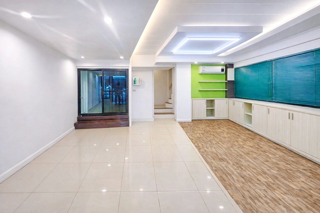 ประกาศฟรี! ซื้อ-ขาย-เช่า คอนโด บ้าน ทาวน์โฮม ที่ดิน และพื้นที่เชิงพาณิชย์ทั่วประเทศไทย ทุกทำเล ทุกงบประมาณ ไม่มีค่าใช้จ่าย ลงง่าย ขายไว เข้าถึงผู้ซื้อโดยตรง 4 247552pic3.jpg