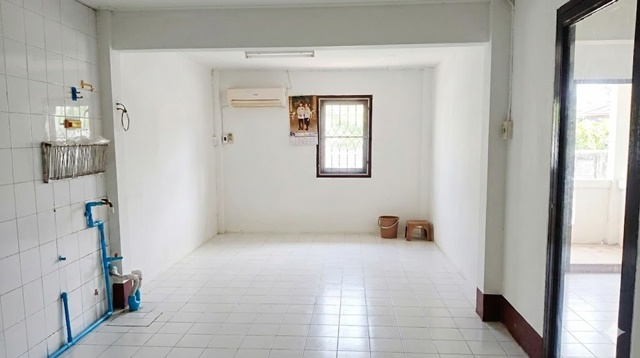 ประกาศฟรี! ซื้อ-ขาย-เช่า คอนโด บ้าน ทาวน์โฮม ที่ดิน และพื้นที่เชิงพาณิชย์ทั่วประเทศไทย ทุกทำเล ทุกงบประมาณ ไม่มีค่าใช้จ่าย ลงง่าย ขายไว เข้าถึงผู้ซื้อโดยตรง 4 247498pic3.jpg