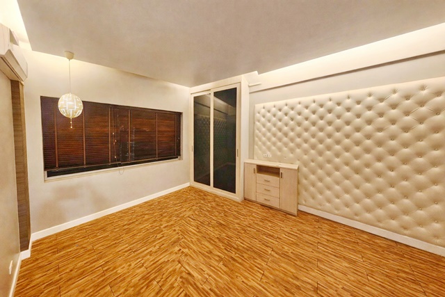 ประกาศฟรี! ซื้อ-ขาย-เช่า คอนโด บ้าน ทาวน์โฮม ที่ดิน และพื้นที่เชิงพาณิชย์ทั่วประเทศไทย ทุกทำเล ทุกงบประมาณ ไม่มีค่าใช้จ่าย ลงง่าย ขายไว เข้าถึงผู้ซื้อโดยตรง 3 313143pic2.jpg