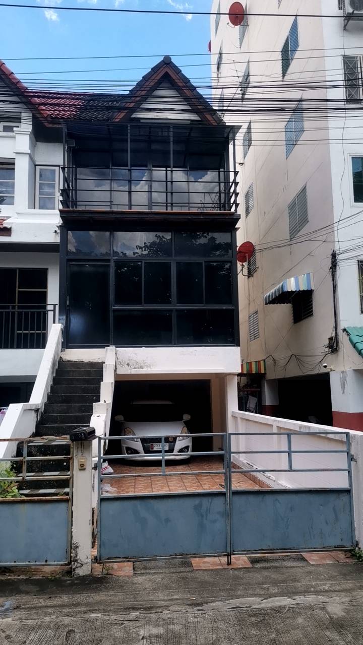 ประกาศฟรี! ซื้อ-ขาย-เช่า คอนโด บ้าน ทาวน์โฮม ที่ดิน และพื้นที่เชิงพาณิชย์ทั่วประเทศไทย ทุกทำเล ทุกงบประมาณ ไม่มีค่าใช้จ่าย ลงง่าย ขายไว เข้าถึงผู้ซื้อโดยตรง 4 313222pic3.jpg