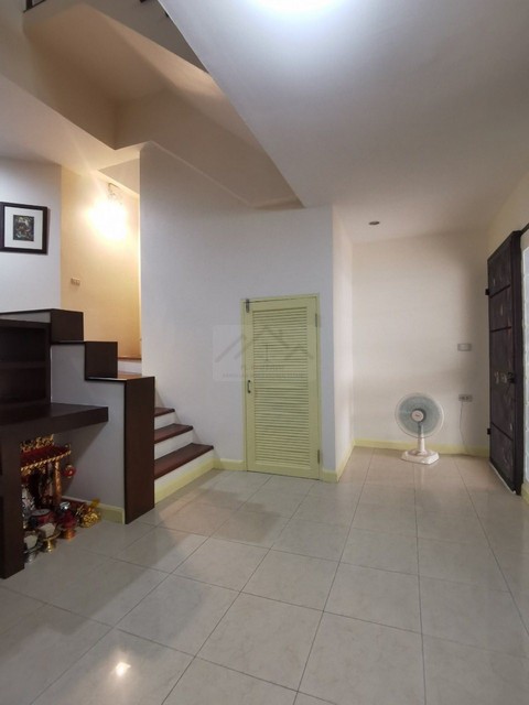 ประกาศฟรี! ซื้อ-ขาย-เช่า คอนโด บ้าน ทาวน์โฮม ที่ดิน และพื้นที่เชิงพาณิชย์ทั่วประเทศไทย ทุกทำเล ทุกงบประมาณ ไม่มีค่าใช้จ่าย ลงง่าย ขายไว เข้าถึงผู้ซื้อโดยตรง 2 509945pic1.jpg