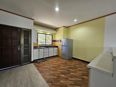 ประกาศฟรี! ซื้อ-ขาย-เช่า คอนโด บ้าน ทาวน์โฮม ที่ดิน และพื้นที่เชิงพาณิชย์ทั่วประเทศไทย ทุกทำเล ทุกงบประมาณ ไม่มีค่าใช้จ่าย ลงง่าย ขายไว เข้าถึงผู้ซื้อโดยตรง 5 509985pic4.jpg