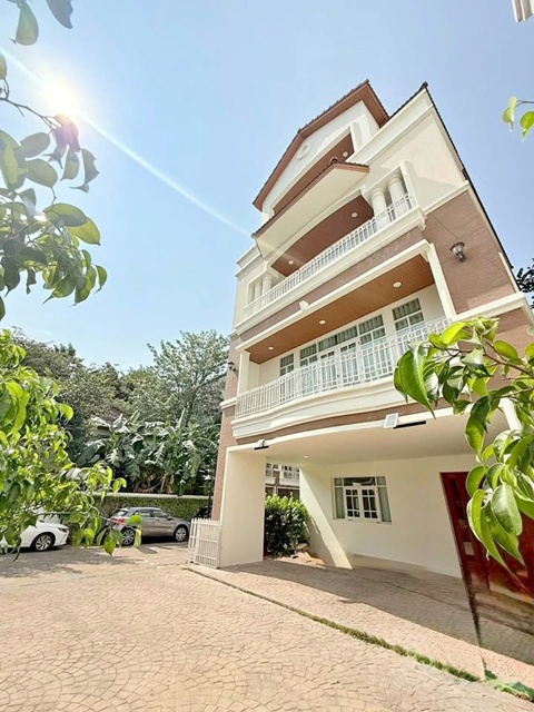 ประกาศฟรี! ซื้อ-ขาย-เช่า คอนโด บ้าน ทาวน์โฮม ที่ดิน และพื้นที่เชิงพาณิชย์ทั่วประเทศไทย ทุกทำเล ทุกงบประมาณ ไม่มีค่าใช้จ่าย ลงง่าย ขายไว เข้าถึงผู้ซื้อโดยตรง 2 247564pic1.jpg