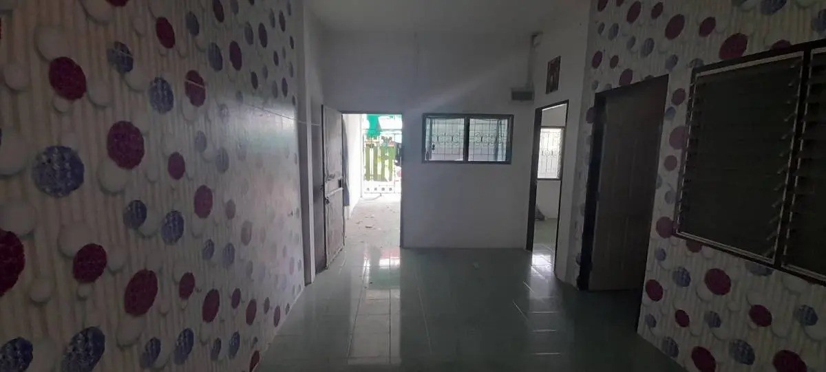 ประกาศฟรี! ซื้อ-ขาย-เช่า คอนโด บ้าน ทาวน์โฮม ที่ดิน และพื้นที่เชิงพาณิชย์ทั่วประเทศไทย ทุกทำเล ทุกงบประมาณ ไม่มีค่าใช้จ่าย ลงง่าย ขายไว เข้าถึงผู้ซื้อโดยตรง 5 246257pic4.jpg