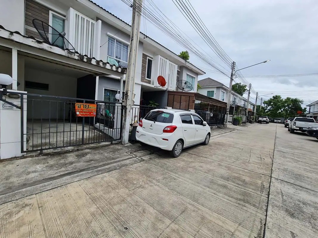 ประกาศฟรี! ซื้อ-ขาย-เช่า คอนโด บ้าน ทาวน์โฮม ที่ดิน และพื้นที่เชิงพาณิชย์ทั่วประเทศไทย ทุกทำเล ทุกงบประมาณ ไม่มีค่าใช้จ่าย ลงง่าย ขายไว เข้าถึงผู้ซื้อโดยตรง 4 245610pic3.jpg