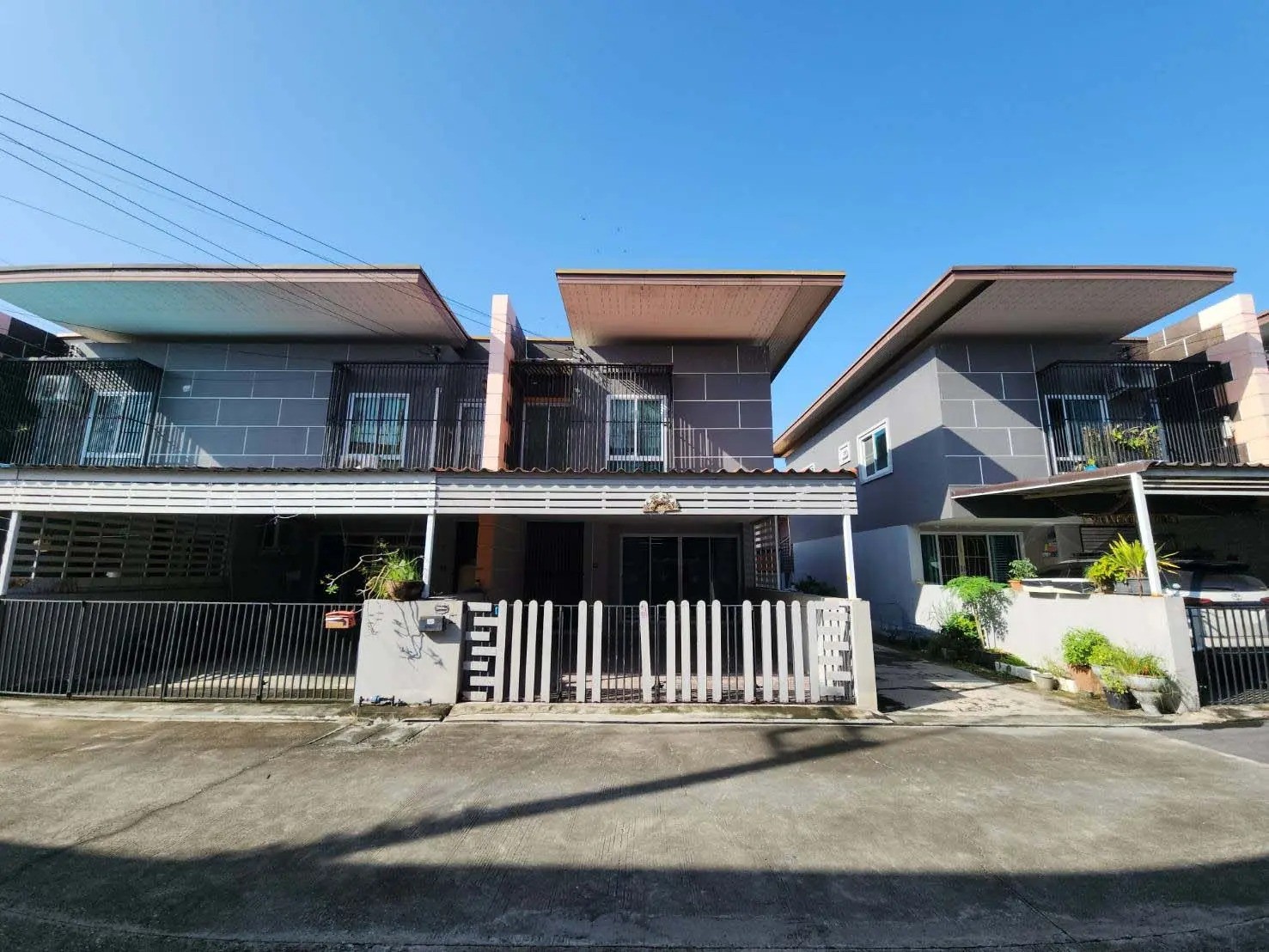 ประกาศฟรี! ซื้อ-ขาย-เช่า คอนโด บ้าน ทาวน์โฮม ที่ดิน และพื้นที่เชิงพาณิชย์ทั่วประเทศไทย ทุกทำเล ทุกงบประมาณ ไม่มีค่าใช้จ่าย ลงง่าย ขายไว เข้าถึงผู้ซื้อโดยตรง 2 245533pic1.jpg