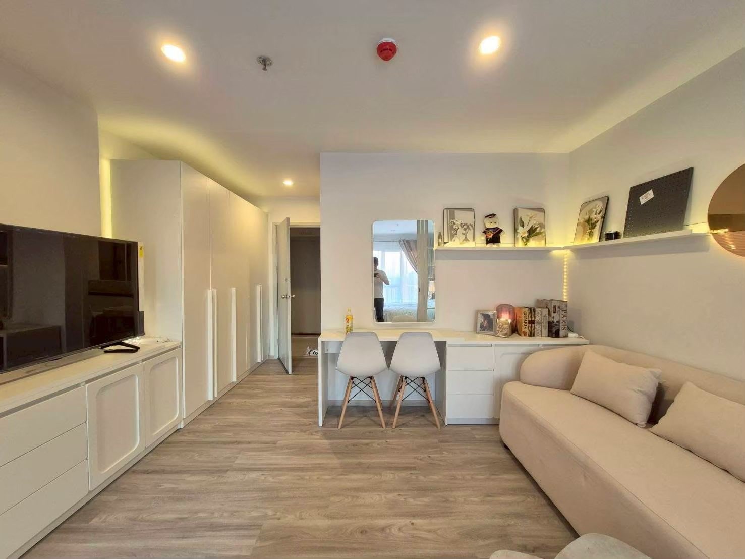 ประกาศฟรี! ซื้อ-ขาย-เช่า คอนโด บ้าน ทาวน์โฮม ที่ดิน และพื้นที่เชิงพาณิชย์ทั่วประเทศไทย ทุกทำเล ทุกงบประมาณ ไม่มีค่าใช้จ่าย ลงง่าย ขายไว เข้าถึงผู้ซื้อโดยตรง 5 510077pic4.jpg