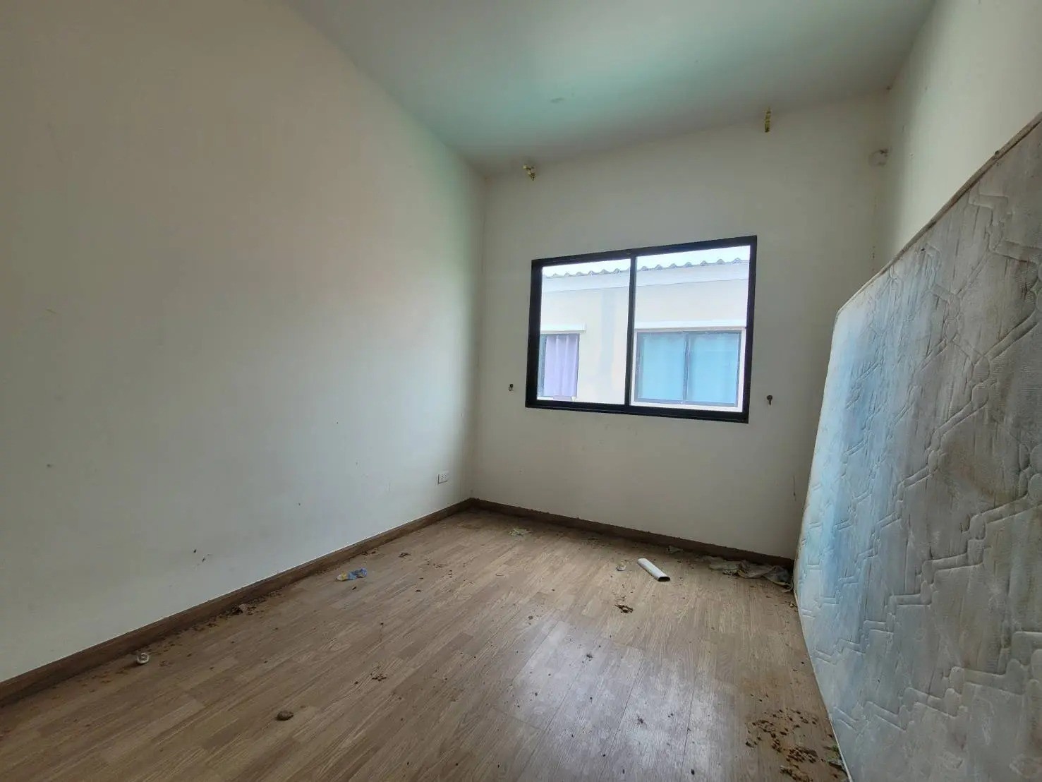 ประกาศฟรี! ซื้อ-ขาย-เช่า คอนโด บ้าน ทาวน์โฮม ที่ดิน และพื้นที่เชิงพาณิชย์ทั่วประเทศไทย ทุกทำเล ทุกงบประมาณ ไม่มีค่าใช้จ่าย ลงง่าย ขายไว เข้าถึงผู้ซื้อโดยตรง 4 246296pic3.jpg