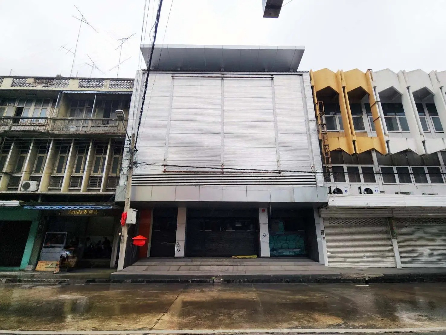 ประกาศฟรี! ซื้อ-ขาย-เช่า คอนโด บ้าน ทาวน์โฮม ที่ดิน และพื้นที่เชิงพาณิชย์ทั่วประเทศไทย ทุกทำเล ทุกงบประมาณ ไม่มีค่าใช้จ่าย ลงง่าย ขายไว เข้าถึงผู้ซื้อโดยตรง 2 246288pic1.jpg