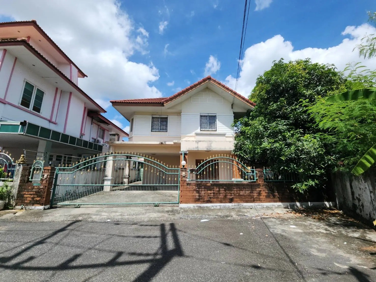 ประกาศฟรี! ซื้อ-ขาย-เช่า คอนโด บ้าน ทาวน์โฮม ที่ดิน และพื้นที่เชิงพาณิชย์ทั่วประเทศไทย ทุกทำเล ทุกงบประมาณ ไม่มีค่าใช้จ่าย ลงง่าย ขายไว เข้าถึงผู้ซื้อโดยตรง 5 246265pic4.jpg