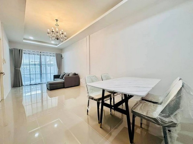 ประกาศฟรี! ซื้อ-ขาย-เช่า คอนโด บ้าน ทาวน์โฮม ที่ดิน และพื้นที่เชิงพาณิชย์ทั่วประเทศไทย ทุกทำเล ทุกงบประมาณ ไม่มีค่าใช้จ่าย ลงง่าย ขายไว เข้าถึงผู้ซื้อโดยตรง 5 295001pic4.jpg