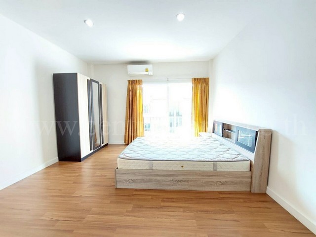 ประกาศฟรี! ซื้อ-ขาย-เช่า คอนโด บ้าน ทาวน์โฮม ที่ดิน และพื้นที่เชิงพาณิชย์ทั่วประเทศไทย ทุกทำเล ทุกงบประมาณ ไม่มีค่าใช้จ่าย ลงง่าย ขายไว เข้าถึงผู้ซื้อโดยตรง 5 287579pic4.jpg