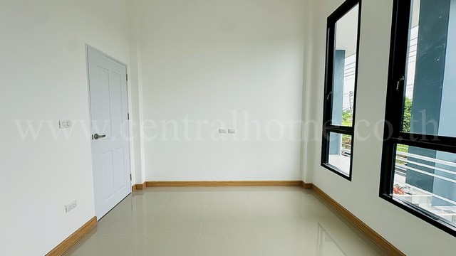 ประกาศฟรี! ซื้อ-ขาย-เช่า คอนโด บ้าน ทาวน์โฮม ที่ดิน และพื้นที่เชิงพาณิชย์ทั่วประเทศไทย ทุกทำเล ทุกงบประมาณ ไม่มีค่าใช้จ่าย ลงง่าย ขายไว เข้าถึงผู้ซื้อโดยตรง 4 175465pic3.jpg