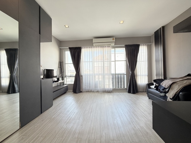 ประกาศฟรี! ซื้อ-ขาย-เช่า คอนโด บ้าน ทาวน์โฮม ที่ดิน และพื้นที่เชิงพาณิชย์ทั่วประเทศไทย ทุกทำเล ทุกงบประมาณ ไม่มีค่าใช้จ่าย ลงง่าย ขายไว เข้าถึงผู้ซื้อโดยตรง 4 510141pic3.jpg