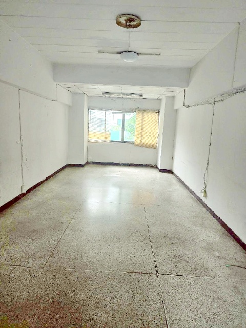 ประกาศฟรี! ซื้อ-ขาย-เช่า คอนโด บ้าน ทาวน์โฮม ที่ดิน และพื้นที่เชิงพาณิชย์ทั่วประเทศไทย ทุกทำเล ทุกงบประมาณ ไม่มีค่าใช้จ่าย ลงง่าย ขายไว เข้าถึงผู้ซื้อโดยตรง 3 313247pic2.jpg