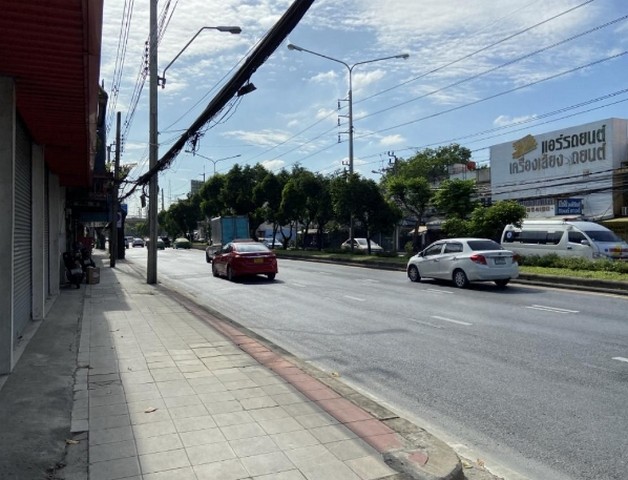 ประกาศฟรี! ซื้อ-ขาย-เช่า คอนโด บ้าน ทาวน์โฮม ที่ดิน และพื้นที่เชิงพาณิชย์ทั่วประเทศไทย ทุกทำเล ทุกงบประมาณ ไม่มีค่าใช้จ่าย ลงง่าย ขายไว เข้าถึงผู้ซื้อโดยตรง 5 273580pic4.jpg