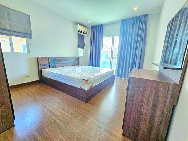 ประกาศฟรี! ซื้อ-ขาย-เช่า คอนโด บ้าน ทาวน์โฮม ที่ดิน และพื้นที่เชิงพาณิชย์ทั่วประเทศไทย ทุกทำเล ทุกงบประมาณ ไม่มีค่าใช้จ่าย ลงง่าย ขายไว เข้าถึงผู้ซื้อโดยตรง 4 247807pic3.jpg