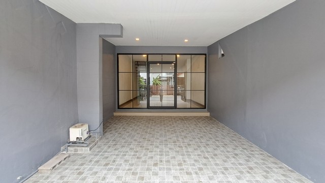 ประกาศฟรี! ซื้อ-ขาย-เช่า คอนโด บ้าน ทาวน์โฮม ที่ดิน และพื้นที่เชิงพาณิชย์ทั่วประเทศไทย ทุกทำเล ทุกงบประมาณ ไม่มีค่าใช้จ่าย ลงง่าย ขายไว เข้าถึงผู้ซื้อโดยตรง 4 16779pic3.jpg