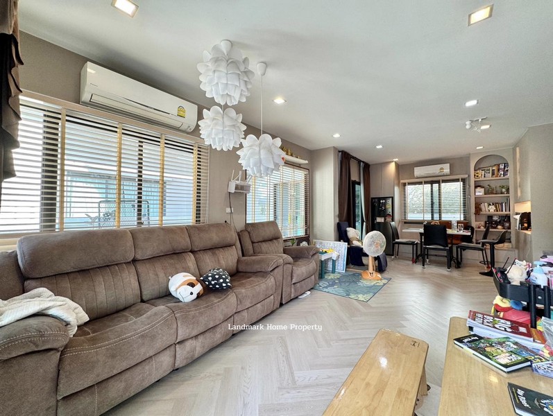 ประกาศฟรี! ซื้อ-ขาย-เช่า คอนโด บ้าน ทาวน์โฮม ที่ดิน และพื้นที่เชิงพาณิชย์ทั่วประเทศไทย ทุกทำเล ทุกงบประมาณ ไม่มีค่าใช้จ่าย ลงง่าย ขายไว เข้าถึงผู้ซื้อโดยตรง 3 313340pic2.jpg