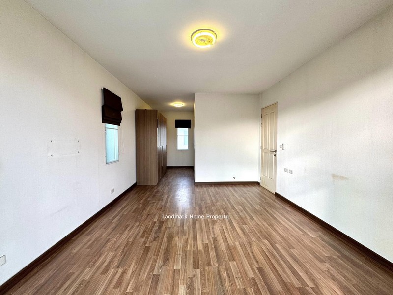 ประกาศฟรี! ซื้อ-ขาย-เช่า คอนโด บ้าน ทาวน์โฮม ที่ดิน และพื้นที่เชิงพาณิชย์ทั่วประเทศไทย ทุกทำเล ทุกงบประมาณ ไม่มีค่าใช้จ่าย ลงง่าย ขายไว เข้าถึงผู้ซื้อโดยตรง 5 313339pic4.jpg