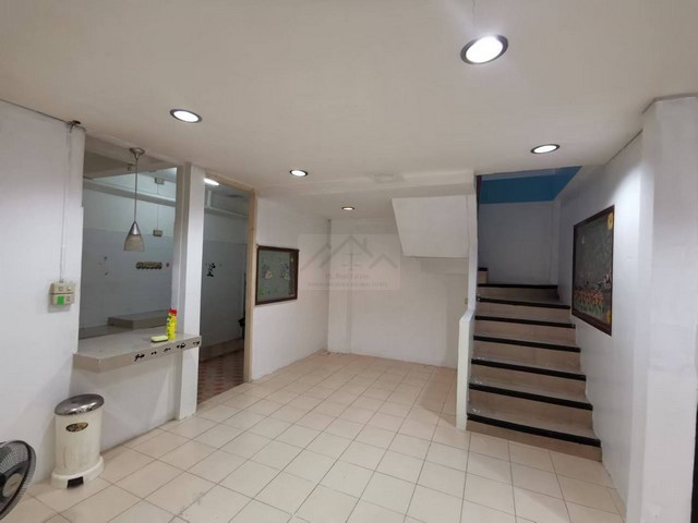 ประกาศฟรี! ซื้อ-ขาย-เช่า คอนโด บ้าน ทาวน์โฮม ที่ดิน และพื้นที่เชิงพาณิชย์ทั่วประเทศไทย ทุกทำเล ทุกงบประมาณ ไม่มีค่าใช้จ่าย ลงง่าย ขายไว เข้าถึงผู้ซื้อโดยตรง 4 510404pic3.jpg