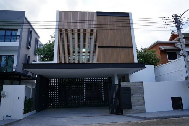 ประกาศฟรี! ซื้อ-ขาย-เช่า คอนโด บ้าน ทาวน์โฮม ที่ดิน และพื้นที่เชิงพาณิชย์ทั่วประเทศไทย ทุกทำเล ทุกงบประมาณ ไม่มีค่าใช้จ่าย ลงง่าย ขายไว เข้าถึงผู้ซื้อโดยตรง 2 248391pic1.jpg