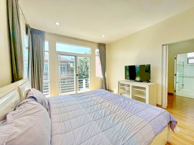 ประกาศฟรี! ซื้อ-ขาย-เช่า คอนโด บ้าน ทาวน์โฮม ที่ดิน และพื้นที่เชิงพาณิชย์ทั่วประเทศไทย ทุกทำเล ทุกงบประมาณ ไม่มีค่าใช้จ่าย ลงง่าย ขายไว เข้าถึงผู้ซื้อโดยตรง 5 313399pic4.jpg