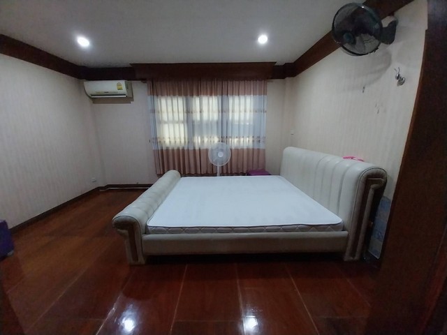 ประกาศฟรี! ซื้อ-ขาย-เช่า คอนโด บ้าน ทาวน์โฮม ที่ดิน และพื้นที่เชิงพาณิชย์ทั่วประเทศไทย ทุกทำเล ทุกงบประมาณ ไม่มีค่าใช้จ่าย ลงง่าย ขายไว เข้าถึงผู้ซื้อโดยตรง 4 313459pic3.jpg