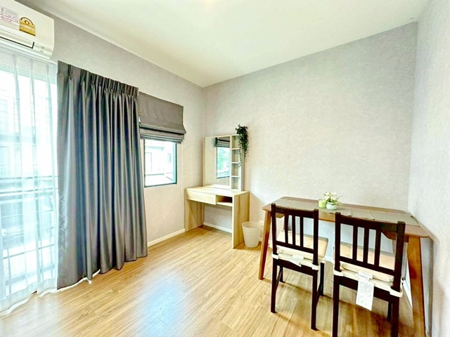 ประกาศฟรี! ซื้อ-ขาย-เช่า คอนโด บ้าน ทาวน์โฮม ที่ดิน และพื้นที่เชิงพาณิชย์ทั่วประเทศไทย ทุกทำเล ทุกงบประมาณ ไม่มีค่าใช้จ่าย ลงง่าย ขายไว เข้าถึงผู้ซื้อโดยตรง 5 248417pic4.jpg