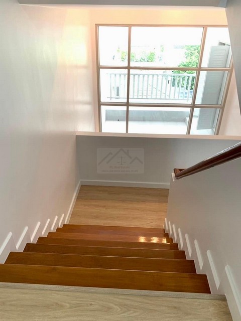 ประกาศฟรี! ซื้อ-ขาย-เช่า คอนโด บ้าน ทาวน์โฮม ที่ดิน และพื้นที่เชิงพาณิชย์ทั่วประเทศไทย ทุกทำเล ทุกงบประมาณ ไม่มีค่าใช้จ่าย ลงง่าย ขายไว เข้าถึงผู้ซื้อโดยตรง 5 500592pic4.jpg