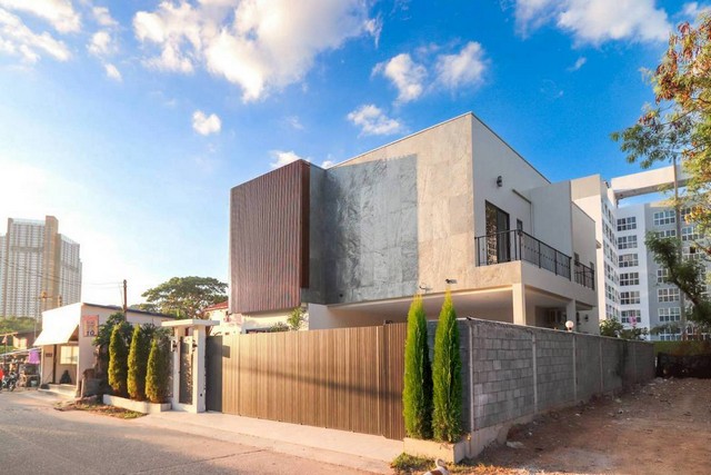 ประกาศฟรี! ซื้อ-ขาย-เช่า คอนโด บ้าน ทาวน์โฮม ที่ดิน และพื้นที่เชิงพาณิชย์ทั่วประเทศไทย ทุกทำเล ทุกงบประมาณ ไม่มีค่าใช้จ่าย ลงง่าย ขายไว เข้าถึงผู้ซื้อโดยตรง 2 248450pic1.jpg