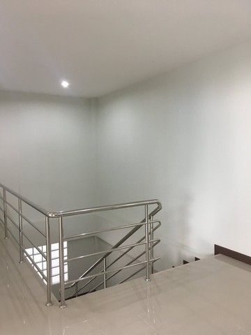 ประกาศฟรี! ซื้อ-ขาย-เช่า คอนโด บ้าน ทาวน์โฮม ที่ดิน และพื้นที่เชิงพาณิชย์ทั่วประเทศไทย ทุกทำเล ทุกงบประมาณ ไม่มีค่าใช้จ่าย ลงง่าย ขายไว เข้าถึงผู้ซื้อโดยตรง 4 510717pic3.jpg