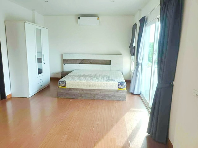 ประกาศฟรี! ซื้อ-ขาย-เช่า คอนโด บ้าน ทาวน์โฮม ที่ดิน และพื้นที่เชิงพาณิชย์ทั่วประเทศไทย ทุกทำเล ทุกงบประมาณ ไม่มีค่าใช้จ่าย ลงง่าย ขายไว เข้าถึงผู้ซื้อโดยตรง 4 248429pic3.jpg