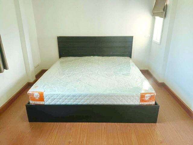 ประกาศฟรี! ซื้อ-ขาย-เช่า คอนโด บ้าน ทาวน์โฮม ที่ดิน และพื้นที่เชิงพาณิชย์ทั่วประเทศไทย ทุกทำเล ทุกงบประมาณ ไม่มีค่าใช้จ่าย ลงง่าย ขายไว เข้าถึงผู้ซื้อโดยตรง 5 248429pic4.jpg