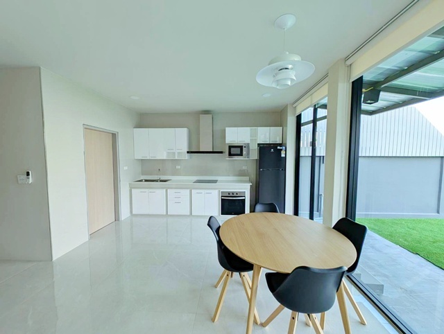 ประกาศฟรี! ซื้อ-ขาย-เช่า คอนโด บ้าน ทาวน์โฮม ที่ดิน และพื้นที่เชิงพาณิชย์ทั่วประเทศไทย ทุกทำเล ทุกงบประมาณ ไม่มีค่าใช้จ่าย ลงง่าย ขายไว เข้าถึงผู้ซื้อโดยตรง 3 313529pic2.jpg