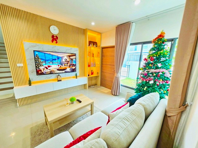 ประกาศฟรี! ซื้อ-ขาย-เช่า คอนโด บ้าน ทาวน์โฮม ที่ดิน และพื้นที่เชิงพาณิชย์ทั่วประเทศไทย ทุกทำเล ทุกงบประมาณ ไม่มีค่าใช้จ่าย ลงง่าย ขายไว เข้าถึงผู้ซื้อโดยตรง 3 313456pic2.jpg