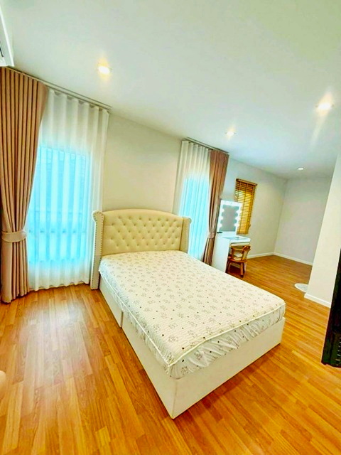 ประกาศฟรี! ซื้อ-ขาย-เช่า คอนโด บ้าน ทาวน์โฮม ที่ดิน และพื้นที่เชิงพาณิชย์ทั่วประเทศไทย ทุกทำเล ทุกงบประมาณ ไม่มีค่าใช้จ่าย ลงง่าย ขายไว เข้าถึงผู้ซื้อโดยตรง 5 313456pic4.jpg